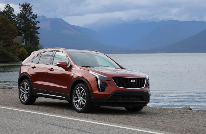 2019 Cadillac XT4 review - GearOpen.com