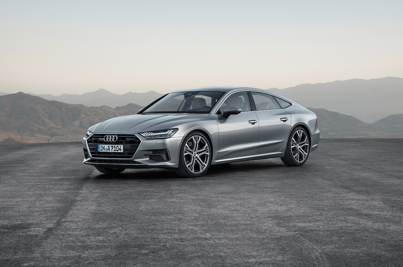2019 Audi A7 and Mercedes-Benz CLS450 Face Off in a Luxury-Coupe Battle