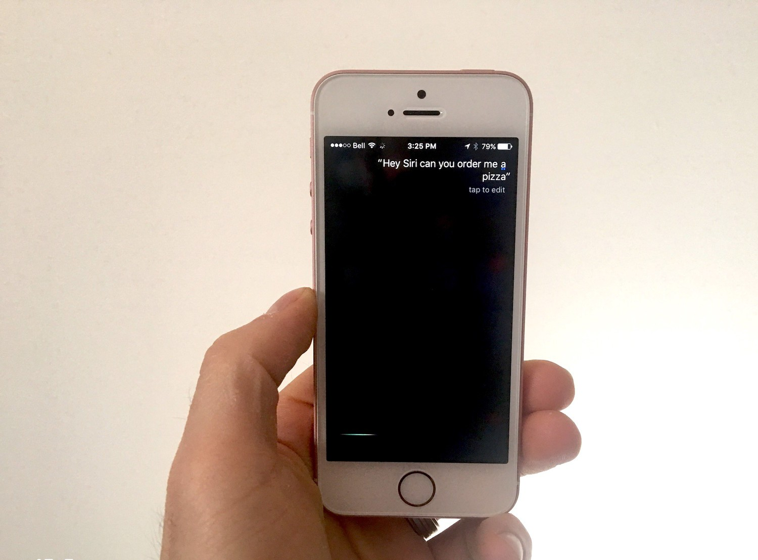 10 Reasons to Upgrade to the iPhone SE in 2019 - GearOpen.com