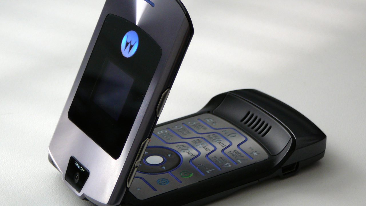 The foldable screen RAZR reboot has a rare opportunity