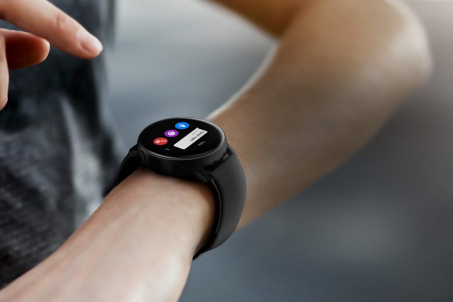 galaxy s10 active watch