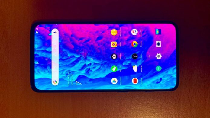 OnePlus 7 leaked with no bezels, no front camera