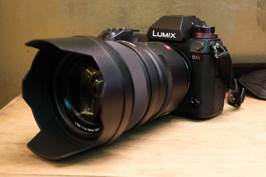 Panasonic S1R Review : A serious new mirrorless contender for pro photographers with deep pockets...