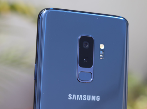 Samsung Galaxy M20 vs Xiaomi Redmi Note 7 specs comparison