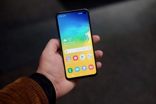 Hands on: Samsung Galaxy S10e Review