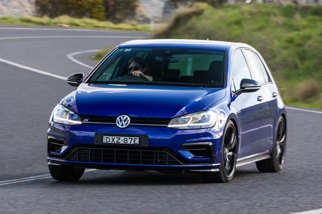Elegant 44 Volkswagen 2020 Launches