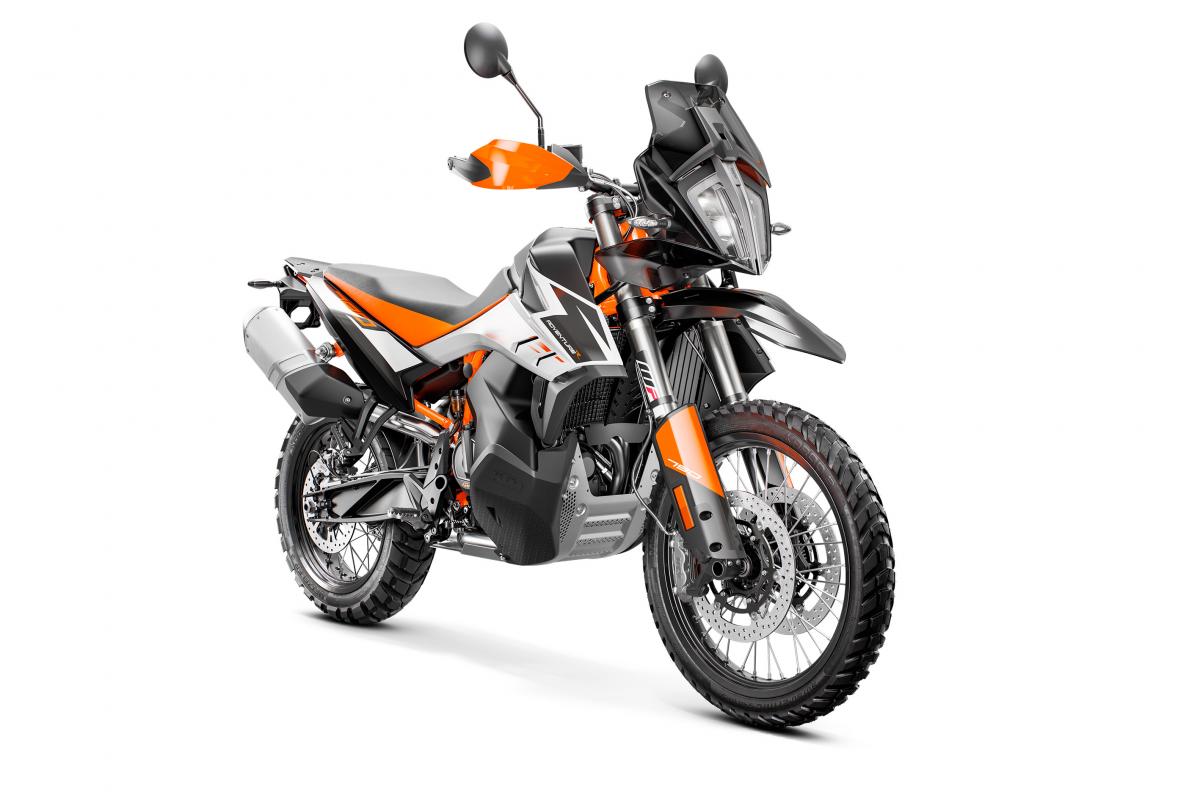 2019 KTM 790 Adventure R First Ride Review