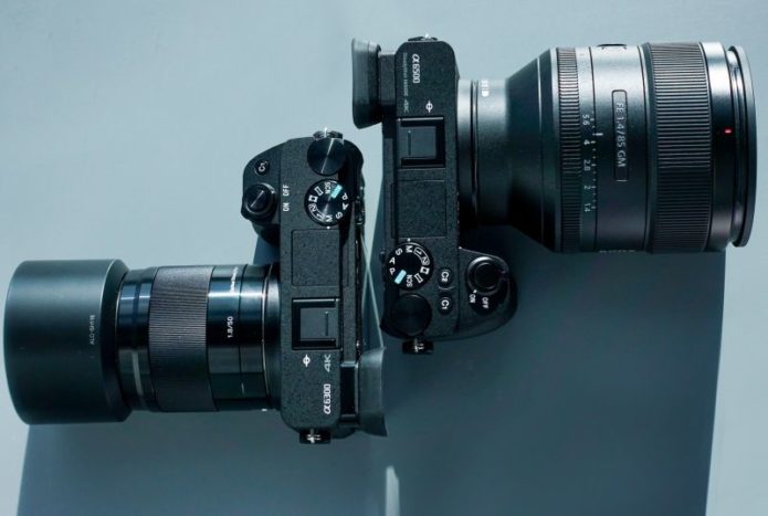 25 of the Best Sony a6000/a6300/a6400/a6500 Accessories