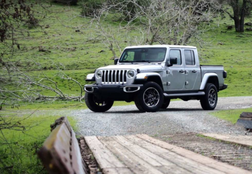 2020 Jeep Gladiator pricing and fuel economy revealed