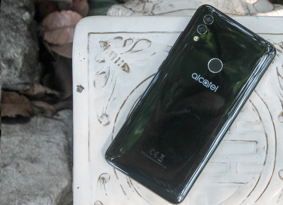 Alcatel 5V Review: Close, But No Cigar