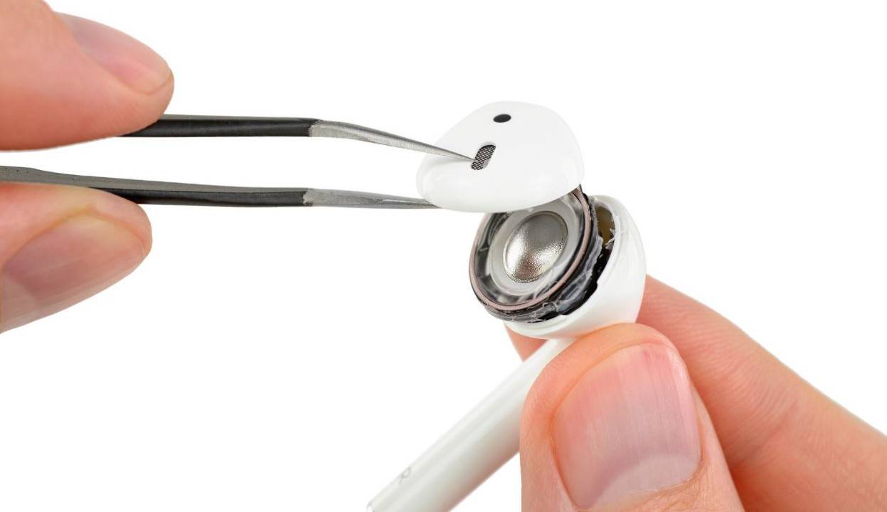 iFixit AirPods 2 teardown is just as ugly as the first