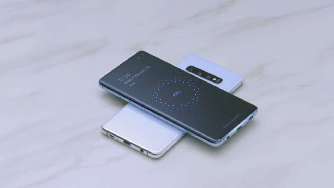 What is Samsung Galaxy S10 PowerShare and how do you use it?