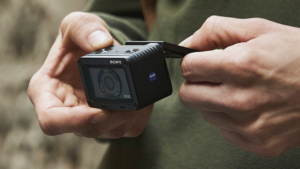 The Sony RX0 II offers internal 4K/30p recording, improved Eye AF and a flip-up LCD screen