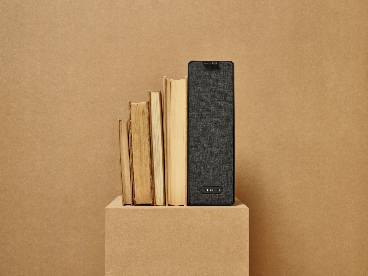 Sonos Ikea Symfonisk Book Shelf Wi-Fi Speaker hand-on review