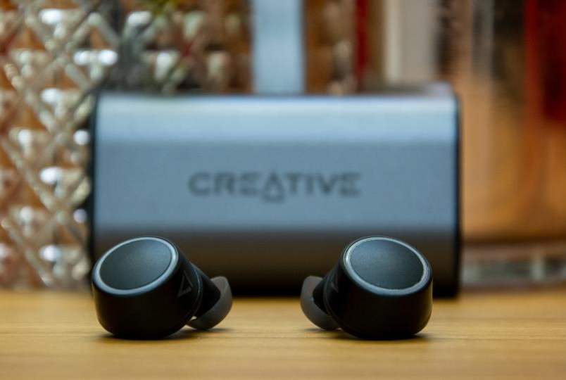 Creative Outlier Air review: Jaw-dropping wireless earbuds at a great price
