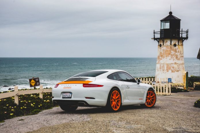 The Vonnen Porsche 911 Hybrid Conversion Channels the 911's Future—At a Big Cost