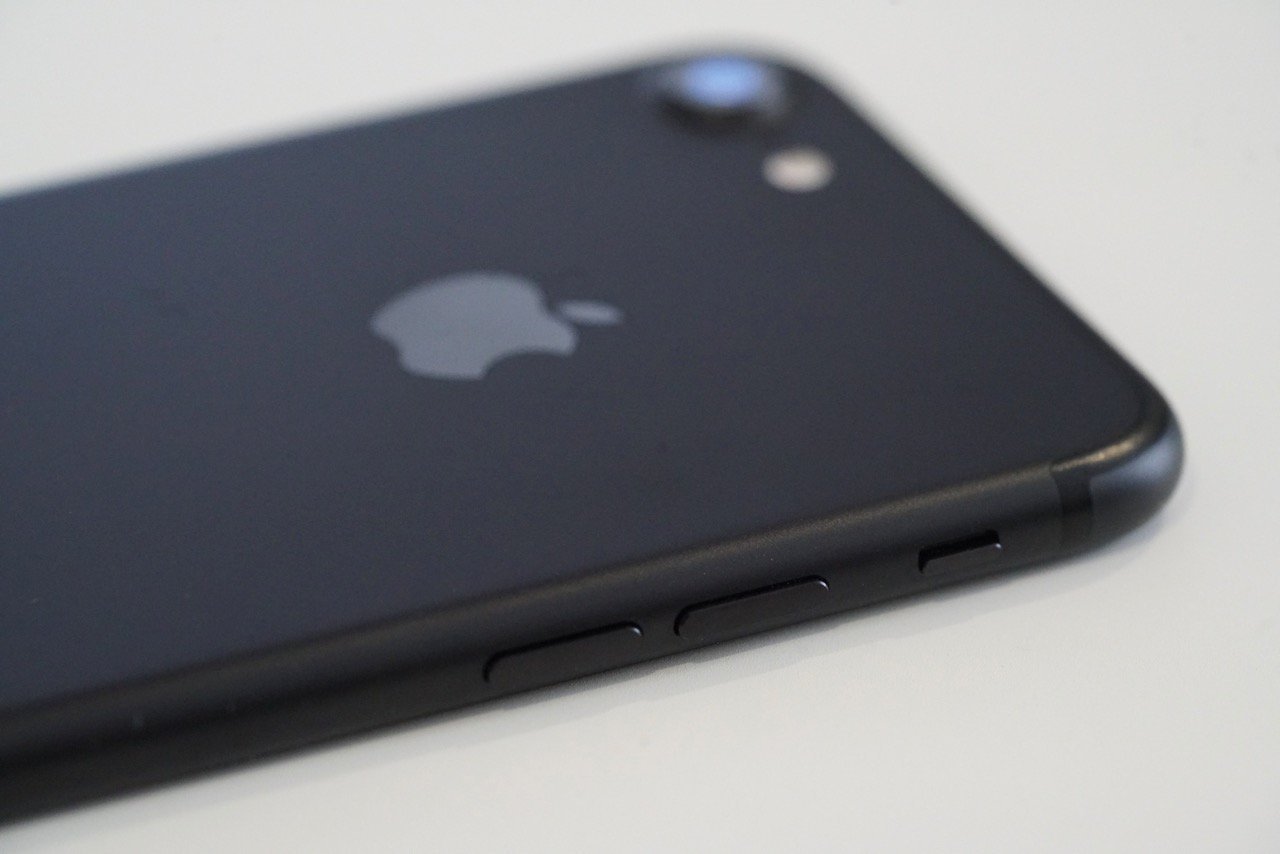 7 Things to Know About the iPhone 7 iOS 12.2 Update