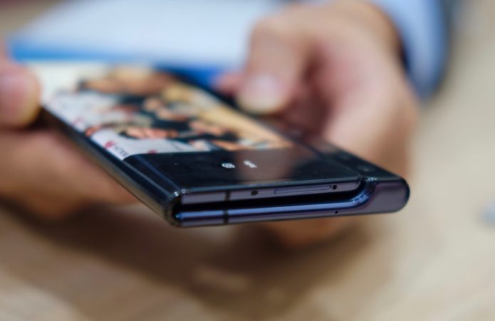 The Galaxy Fold vs Mate X war could be over before it even started