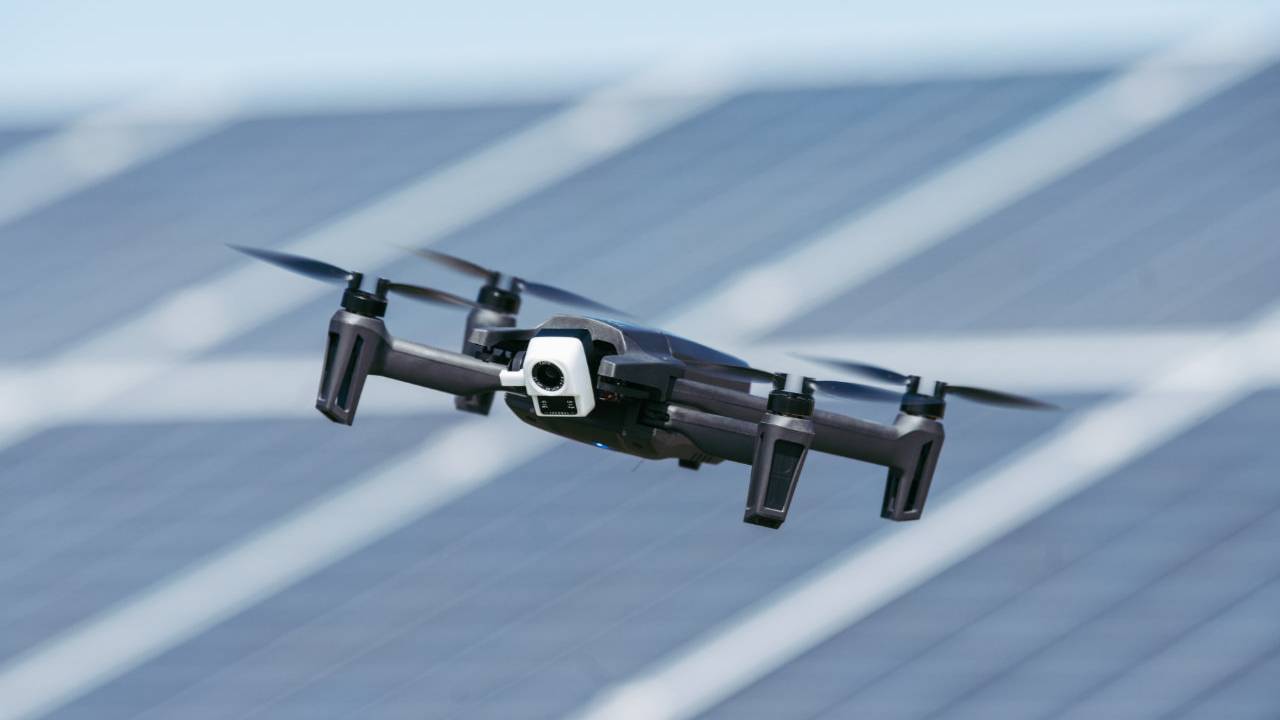 Parrot Anafi Thermal brings FLIR camera, USB-C, folding design