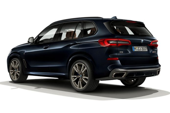 V8 power confirmed for BMW X5 and X7