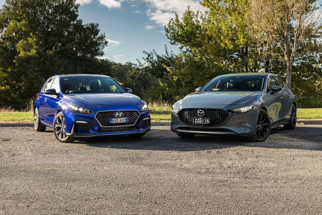 2019 Hyundai i30 NLine Premium v Mazda3 G25 Astina 2019 Comparison