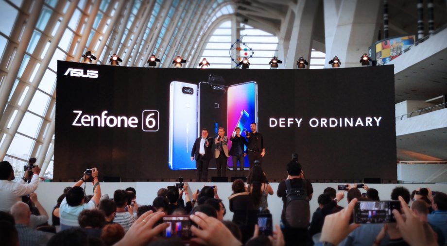 Asus-ZenFone-6-launch-on-stage-Valencia-2019-920x507