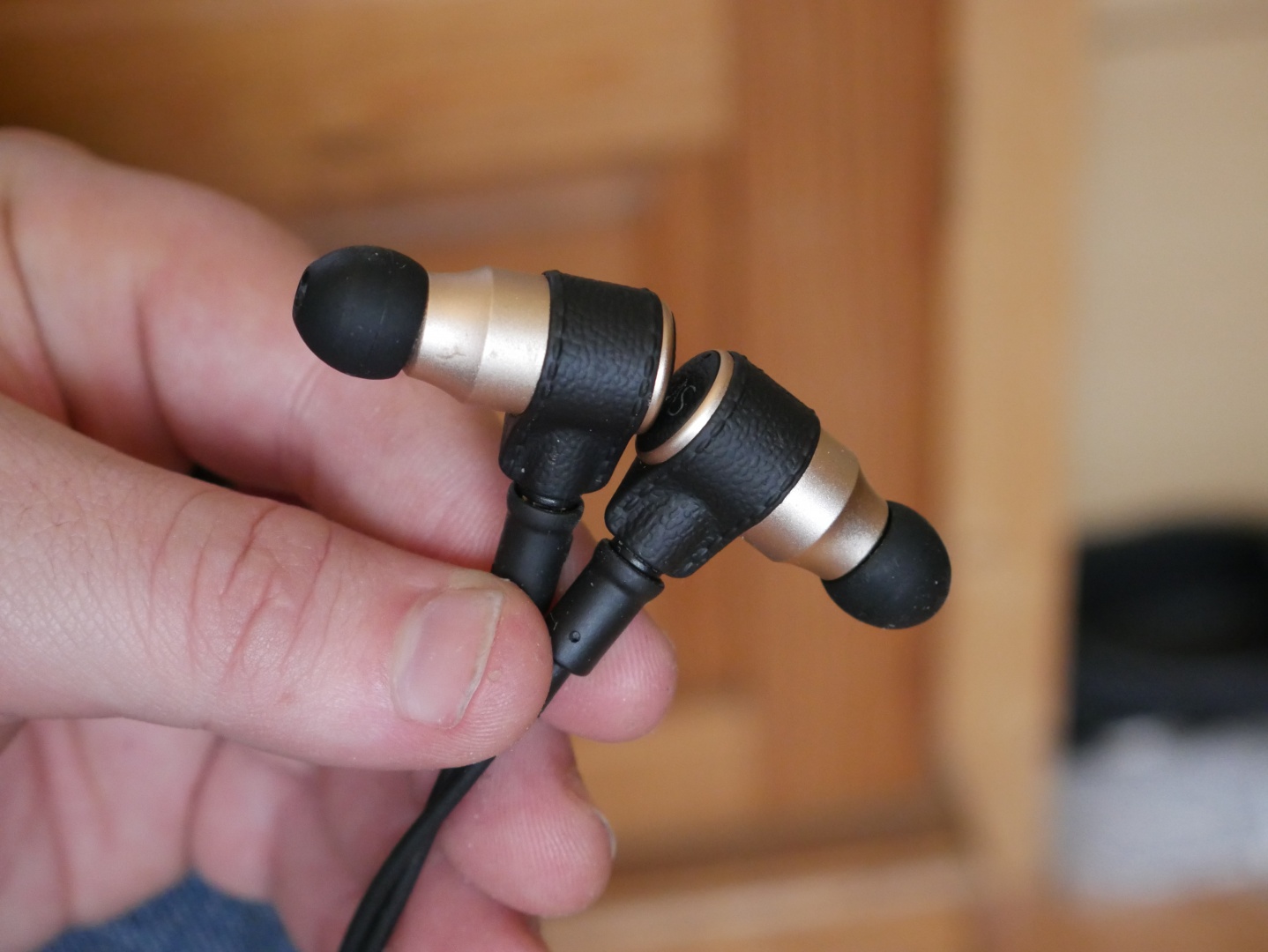 MAS Audio Science X5i Review: Near Perfect Adaptable Audio At A Price