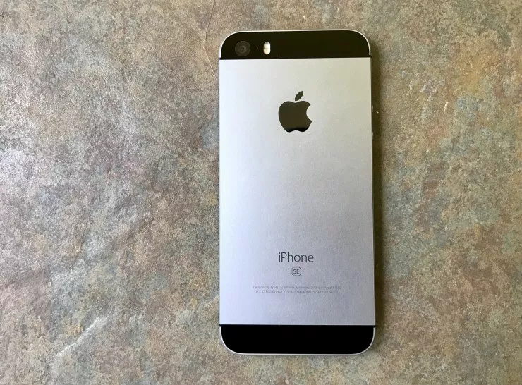 iPhone SE Problems: 5 Things Users Need to Know