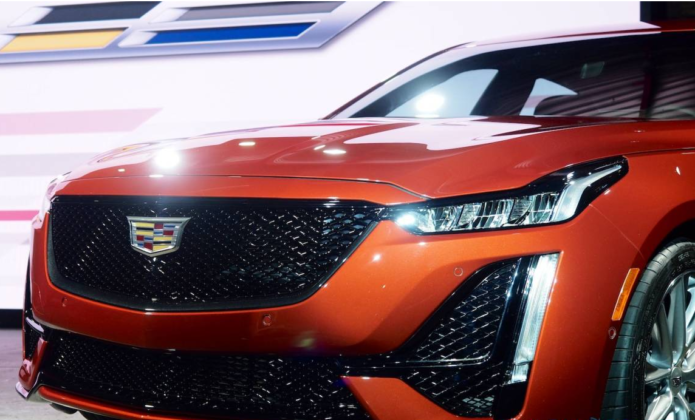 2020 Cadillac CT4-V and CT5-V pair sports sedans with Super Cruise
