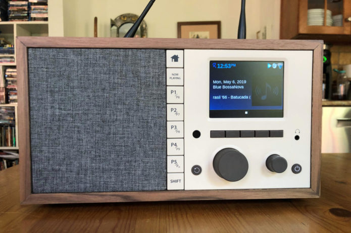 Grace Digital Mondo+ Classic review: A neoclassical clock radio for the internet age
