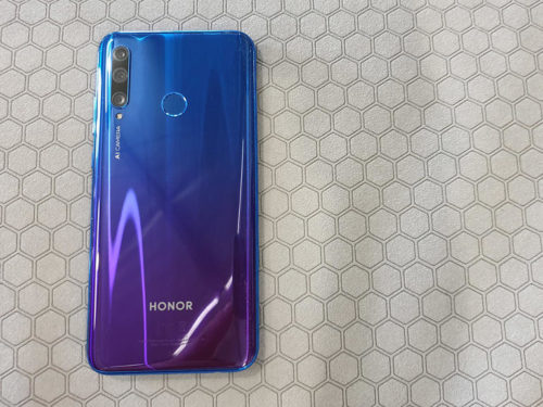 Honor 20 Lite review : Honor’s latest budget star is a camera triple-threat