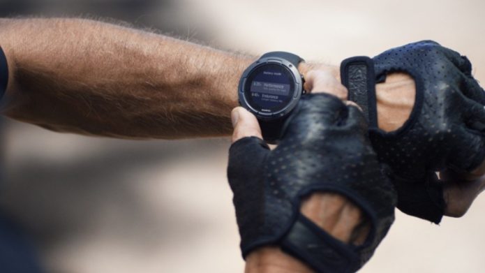 Suunto 5 packs big sports tracking features into a small body
