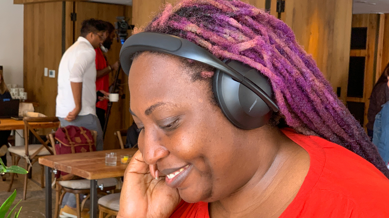 Bose 700 Hands-on Review: All Hail the New Noise-Cancelling King