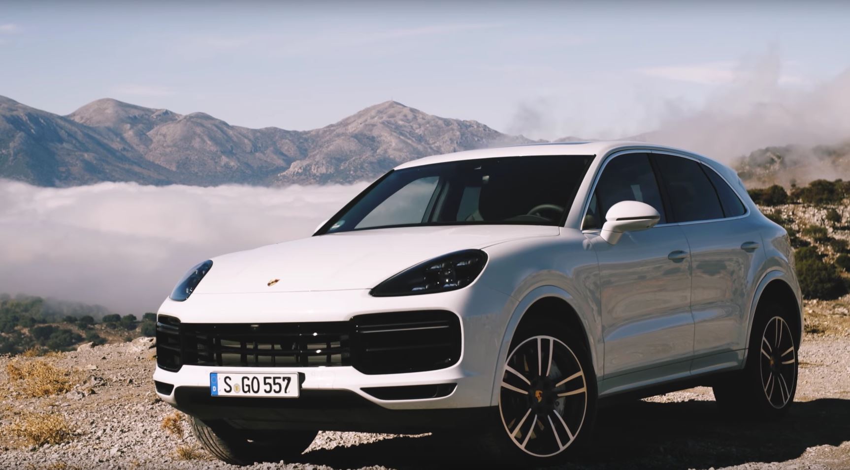 2019 Porsche Cayenne Turbo Review - GearOpen.com