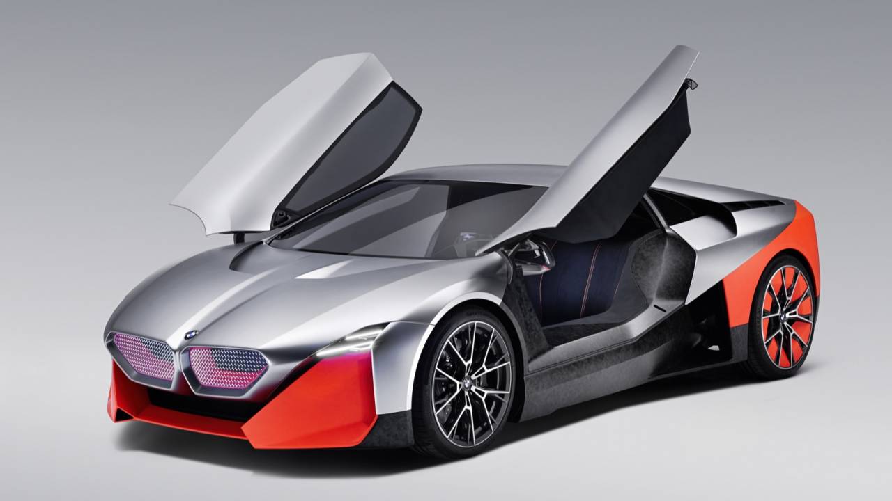 BMW Vision M NEXT is an anti-autonomous 600hp hybrid concept