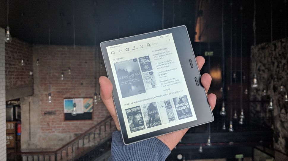 Amazon Kindle Voyage vs Kindle Oasis: which top-end ereader is for you?