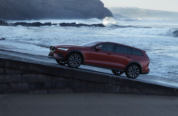 The 2020 Volvo V60 Cross Country Starts at $46,095 and Has Awesome Plaid Seats