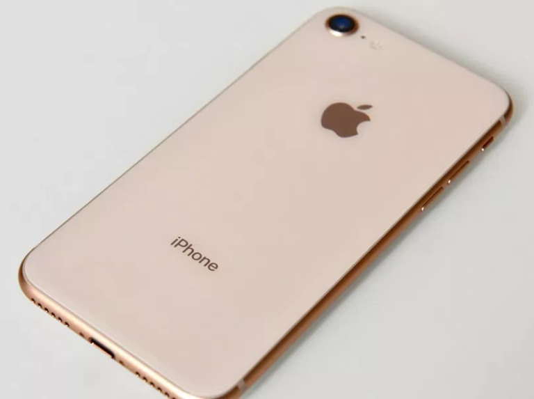 how many gb has iphone 8