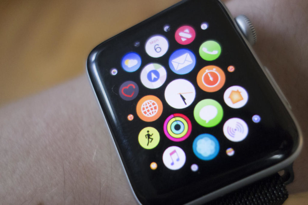 when does series 5 apple watch come out