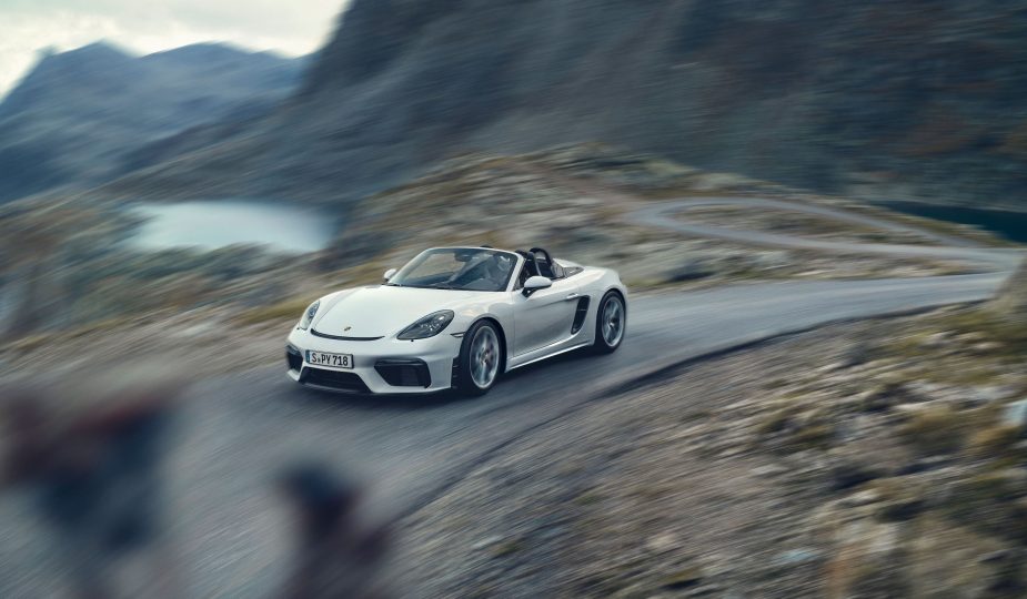 high_718_spyder_2019_porsche_ag-925x540