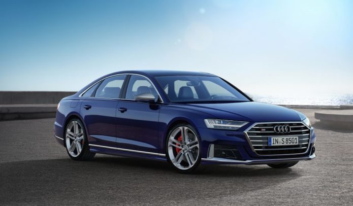 2020-Audi-S8-1-1-925x540