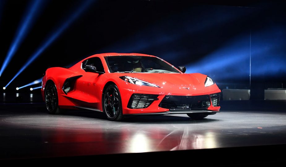 2020-Corvette-Stingray-925x540