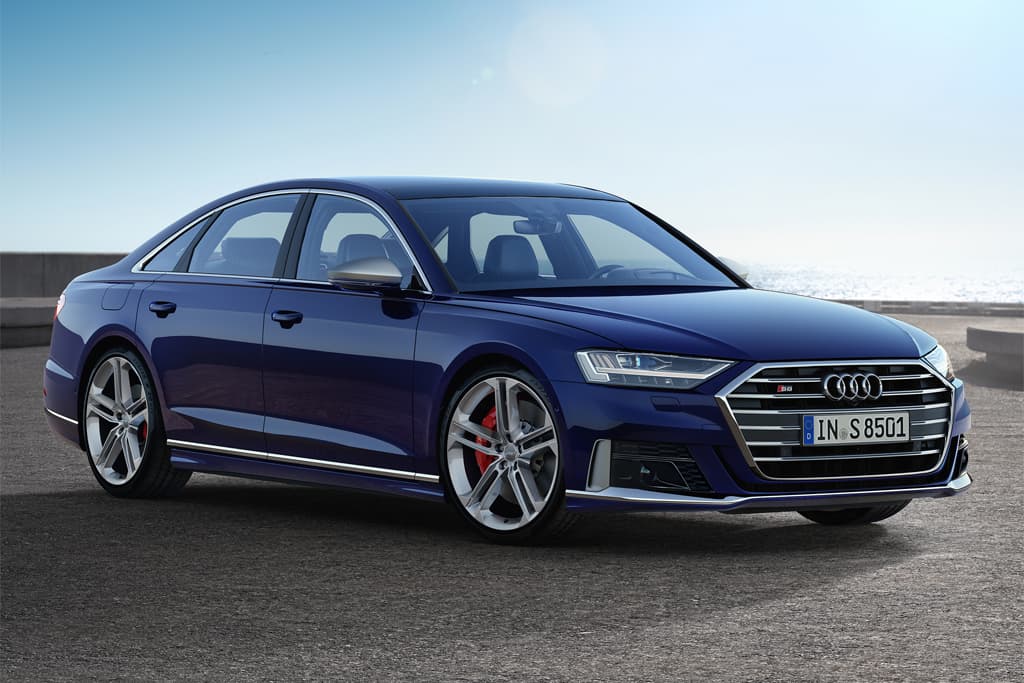 Audi S8 retains V8