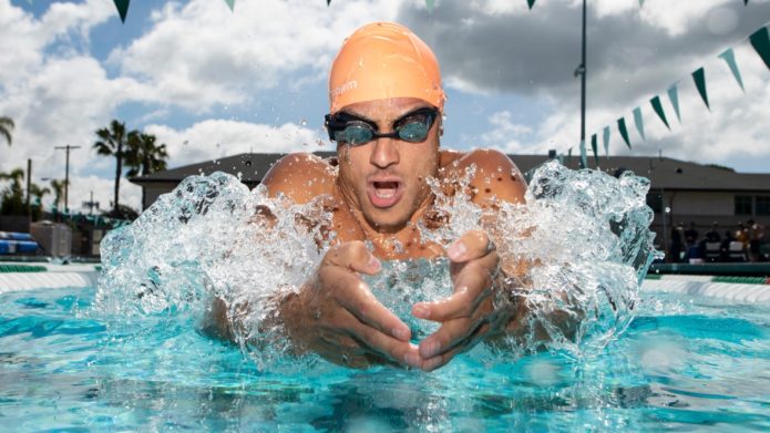 Instabeat brings heart rate monitoring to your swimming goggles
