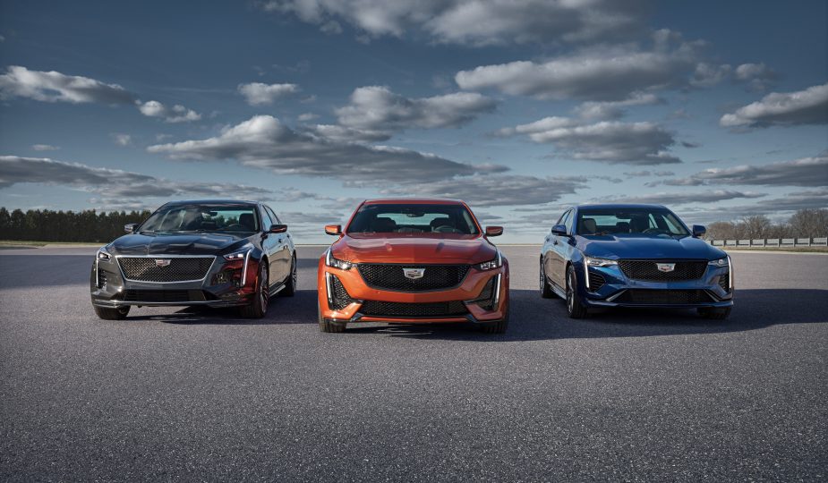 Cadillac-CT4-CT5-CT6-V-SeriesFamily-925x540