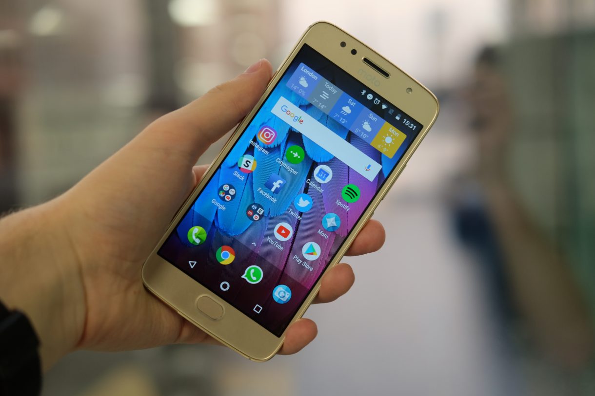 Broken Moto G screen? iFixit’s just made it way easier to fix