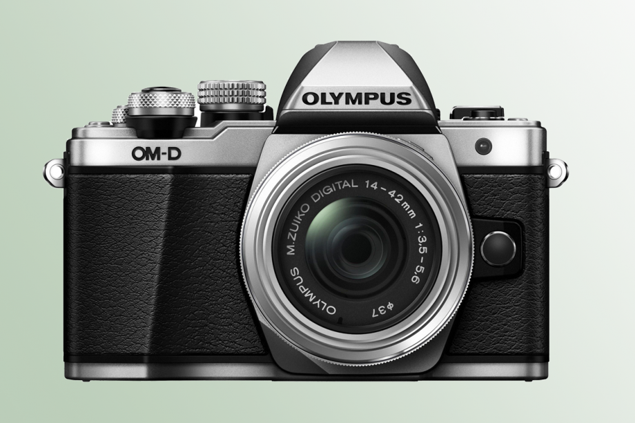 Snap up the Olympus E-M10 Mark II with two lenses for a ridiculous £399