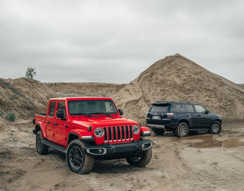 2020 Jeep Gladiator vs. 2019 Toyota 4Runner: Which Is the Better Bug-Out Vehicle?
