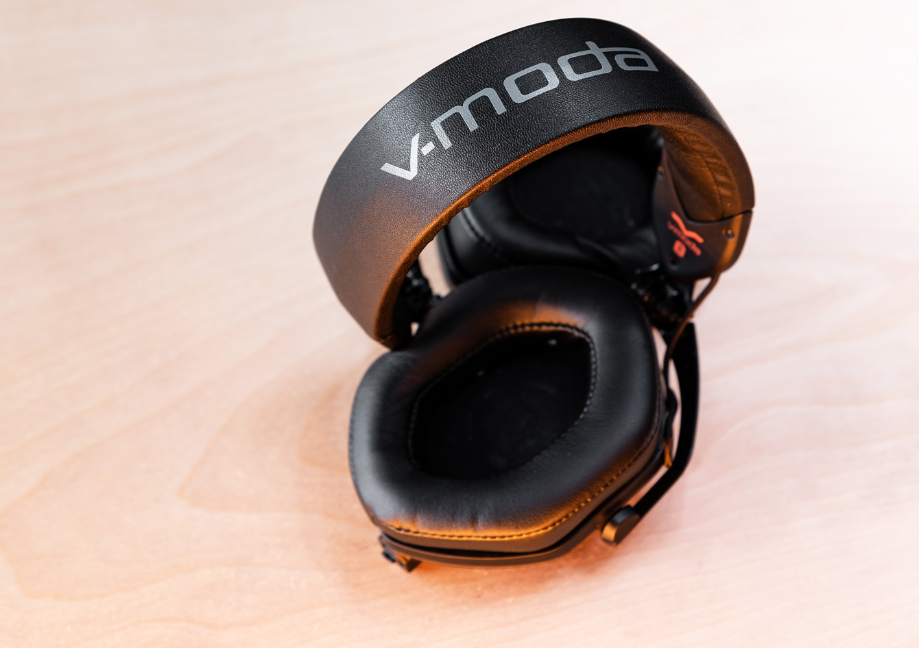 V-Moda Crossfade M-100 Master Review - GearOpen.com