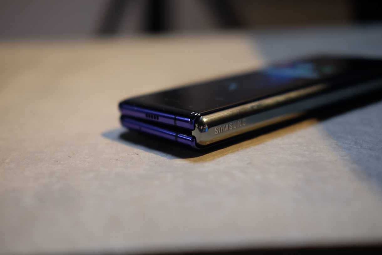 Will the Galaxy Fold 2 look like the next Moto Razr? It could hinge on this…